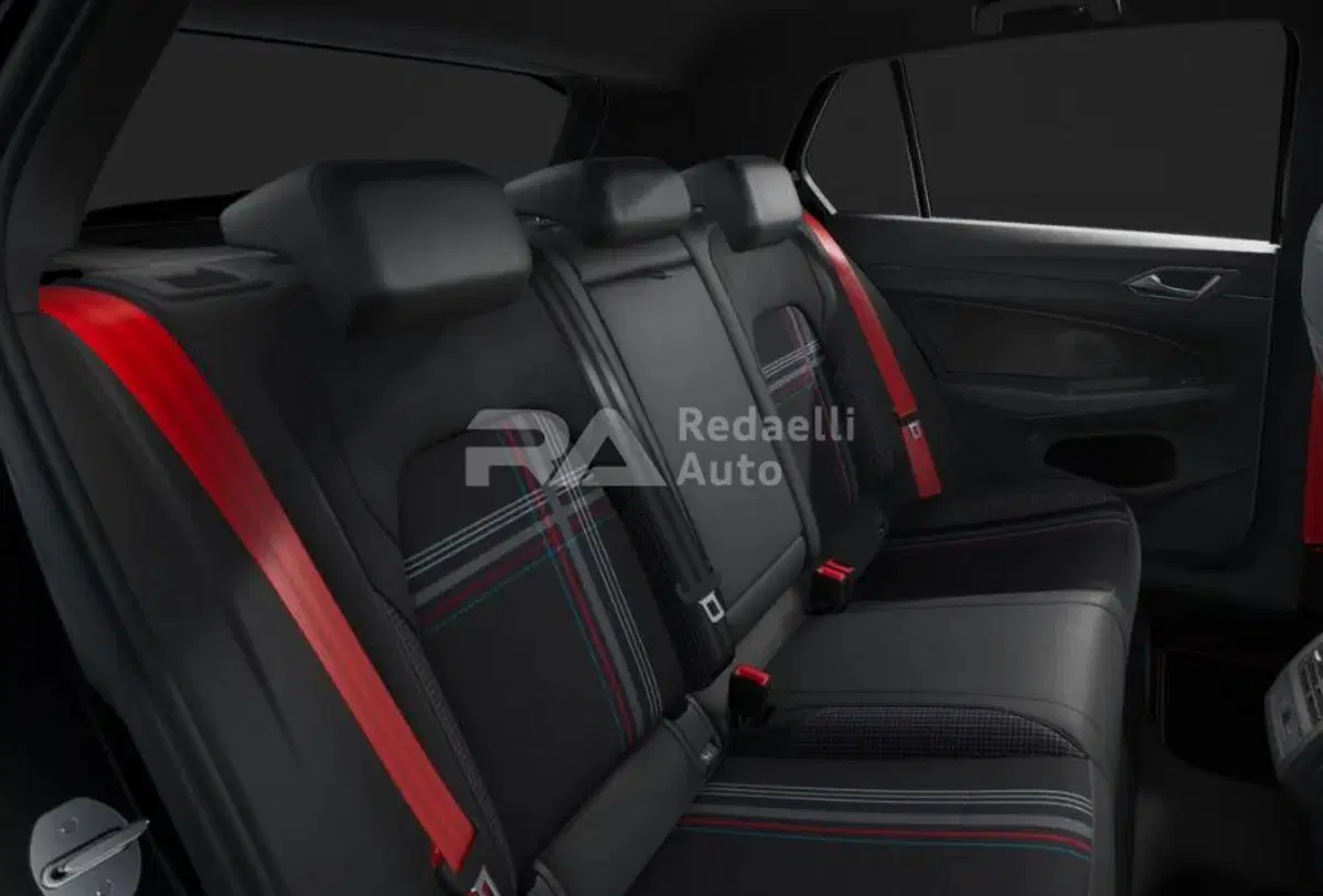 Volkswagen Golf nuova a Lecco (8)