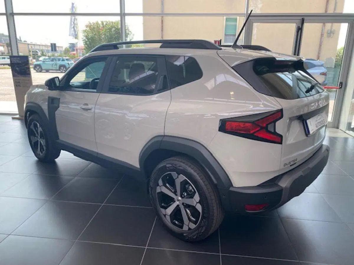 Dacia Duster usata a Verona (5)