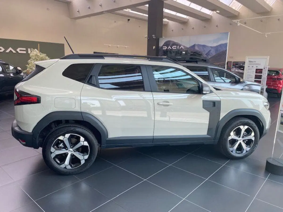 Dacia Duster usata a Verona (7)