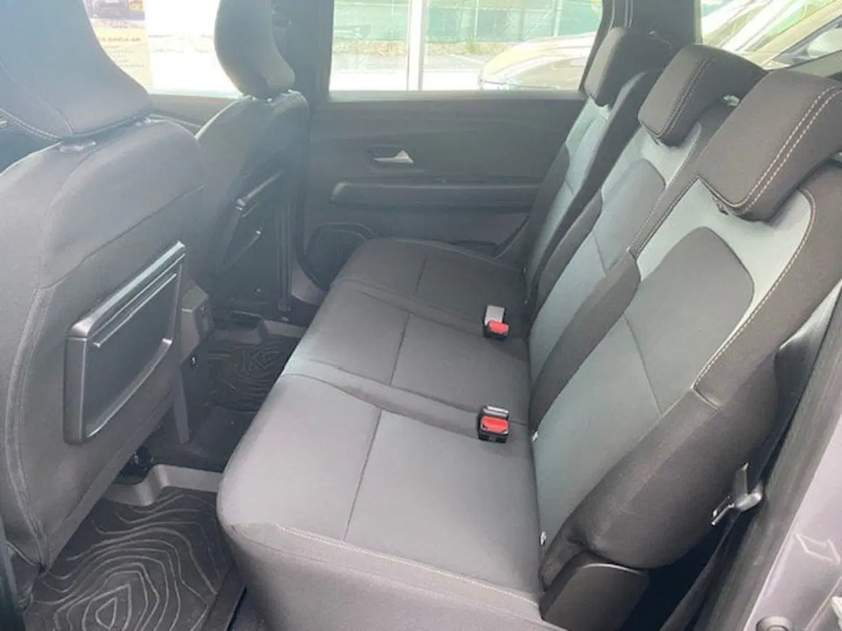 Dacia Jogger nuova a Verona (7)