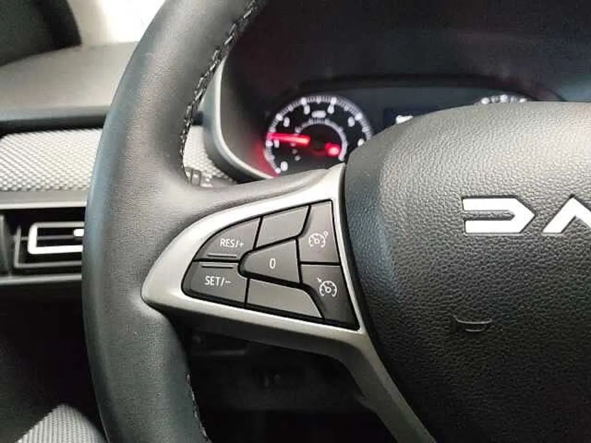 Dacia Sandero Streetway usata a Milano (16)