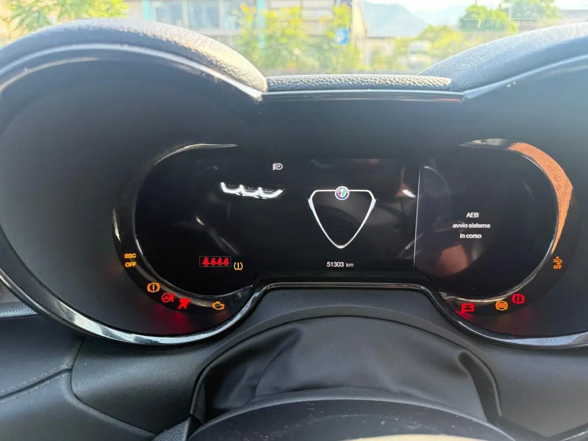 Alfa Romeo Tonale usata a Massa-Carrara (8)