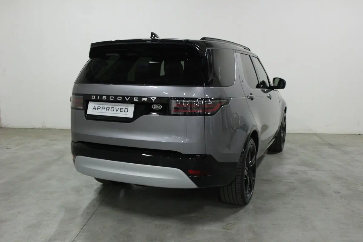 Land Rover Discovery nuova a Brescia (2)