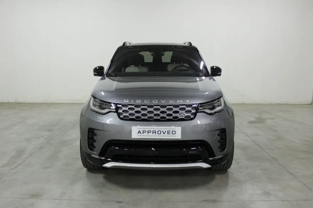 Land Rover Discovery nuova a Brescia (8)