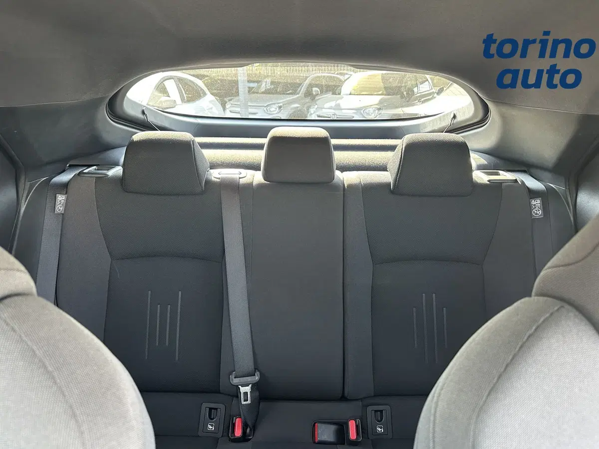 Toyota Toyota C-HR usata a Torino (13)