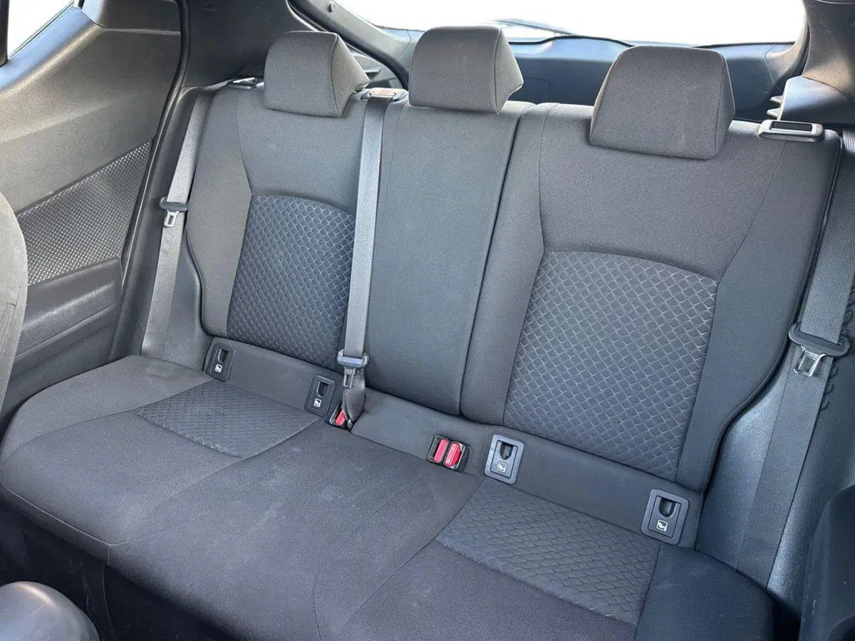 Toyota Toyota C-HR usata a Reggio Calabria (11)