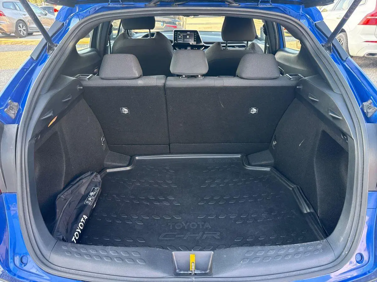 Toyota Toyota C-HR usata a Reggio Calabria (6)
