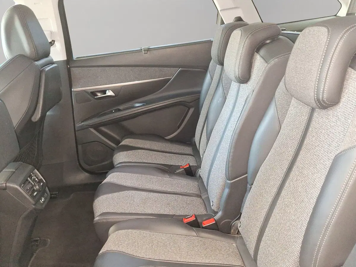Peugeot 5008 usata a Macerata (11)