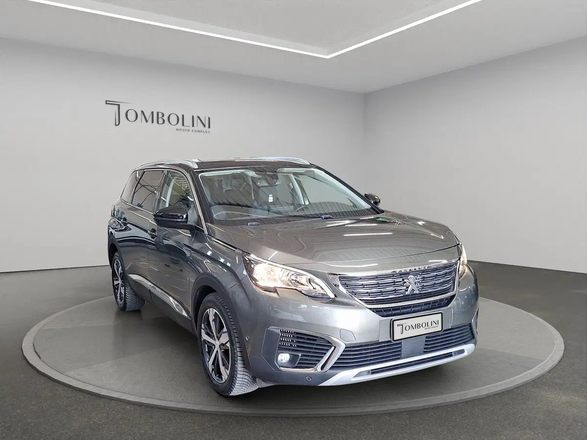 Peugeot 5008 usata a Macerata (2)