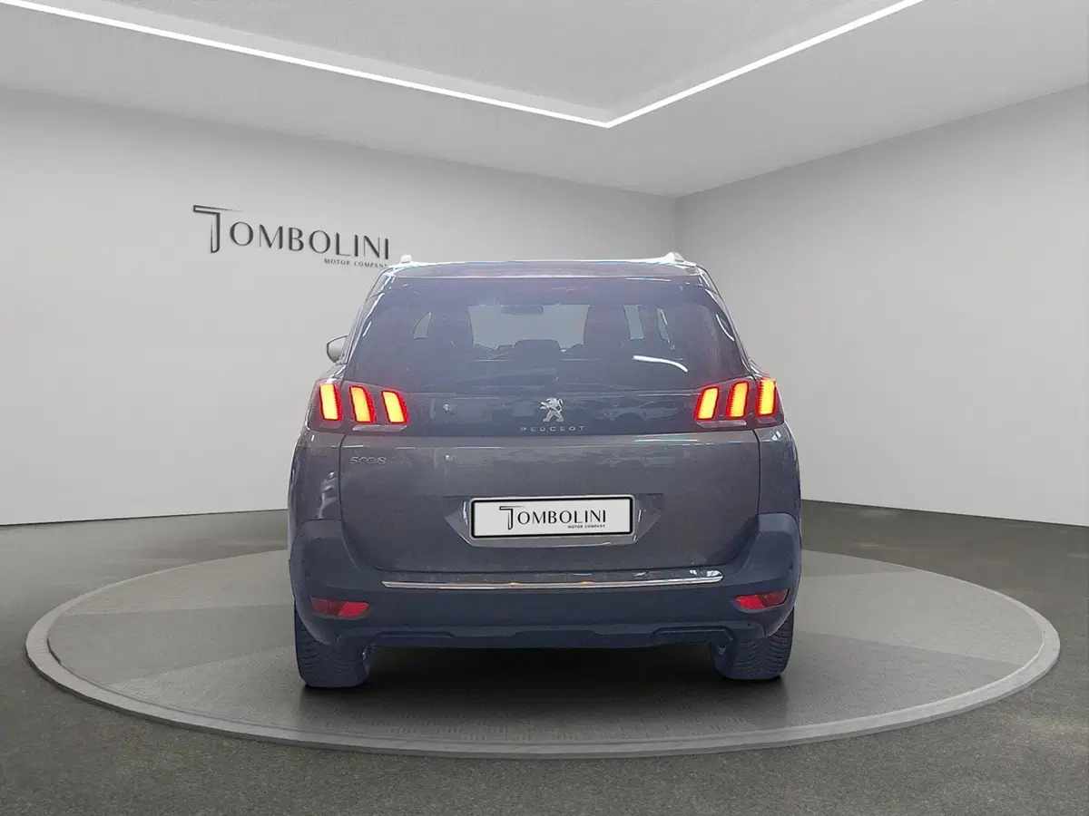 Peugeot 5008 usata a Macerata (7)
