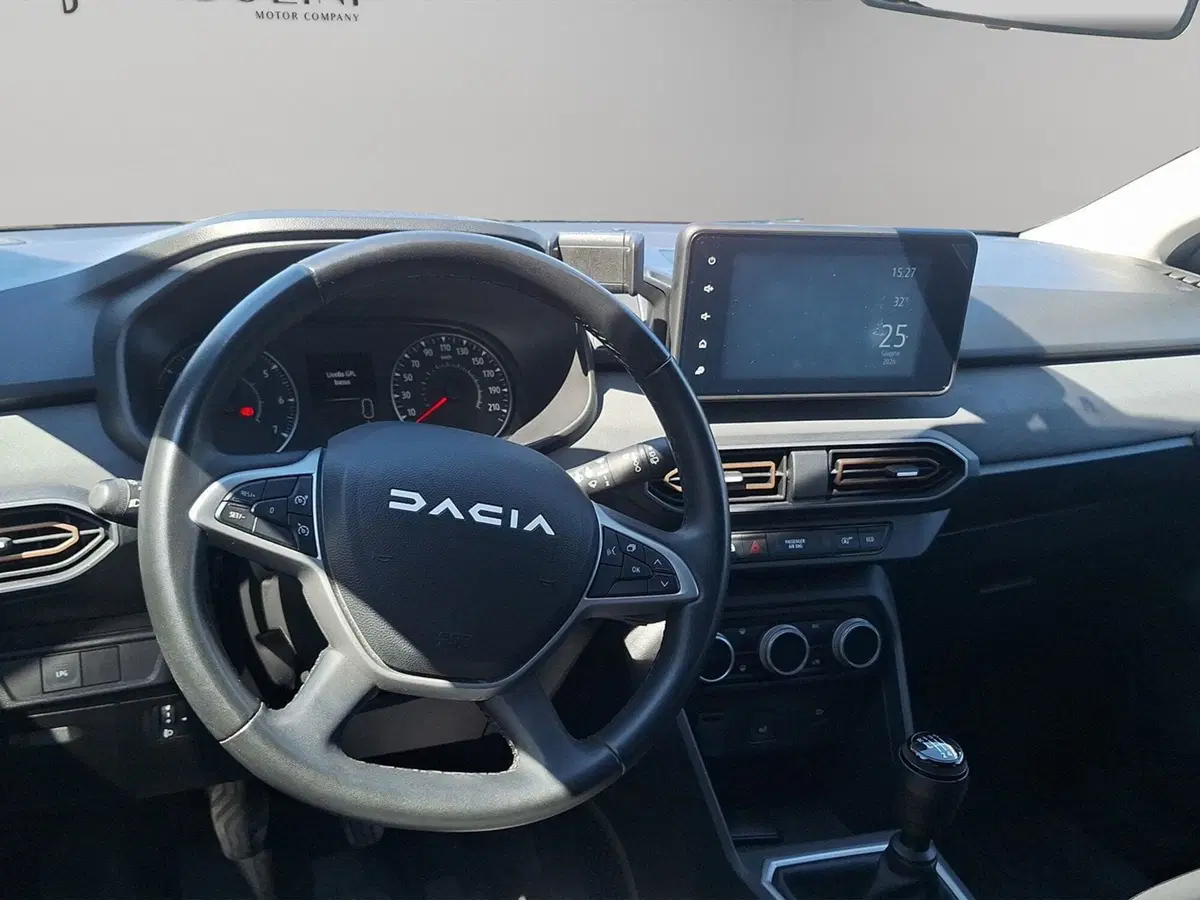 Dacia Jogger usata a Macerata (8)