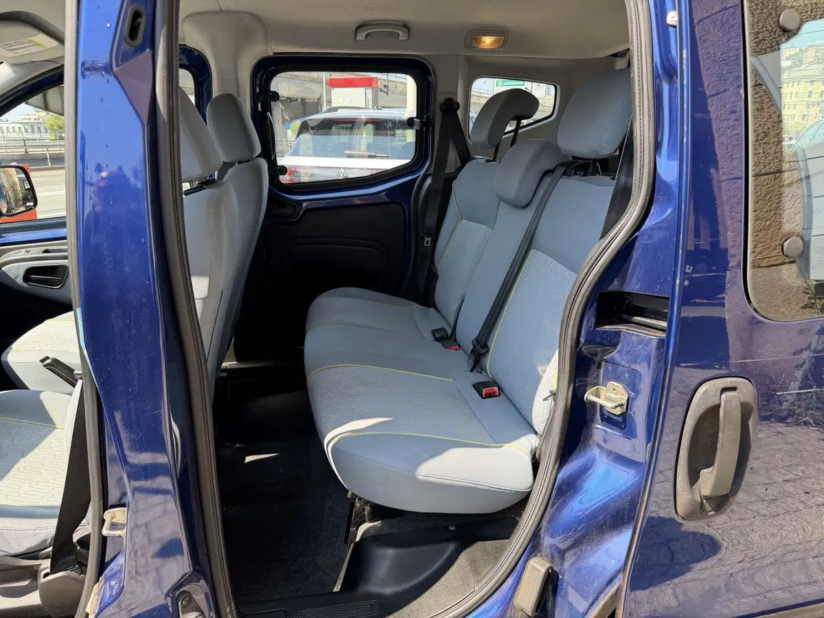 Peugeot Bipper usata a Genova (9)