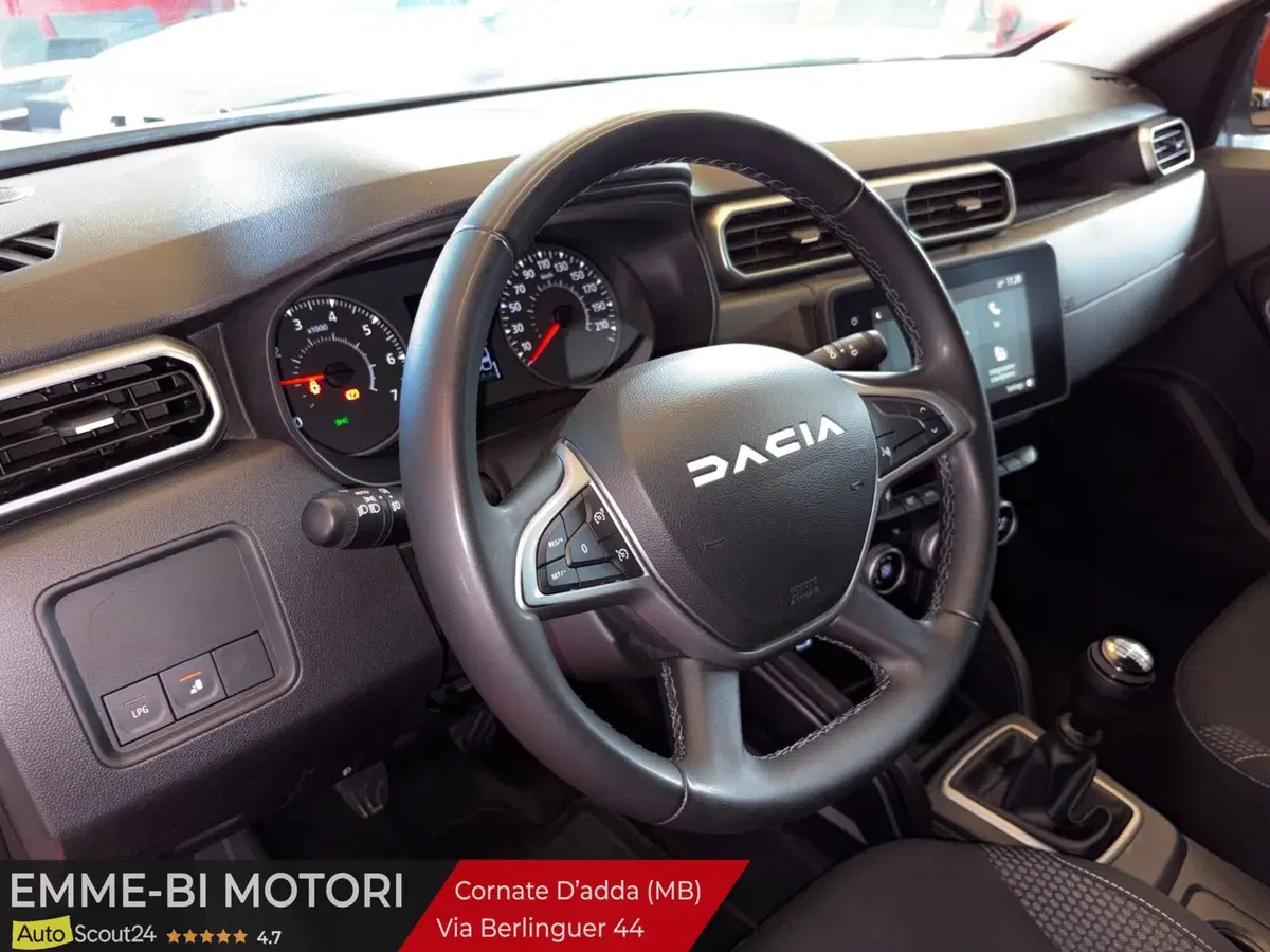 Dacia Duster usata a Monza e Brianza (8)