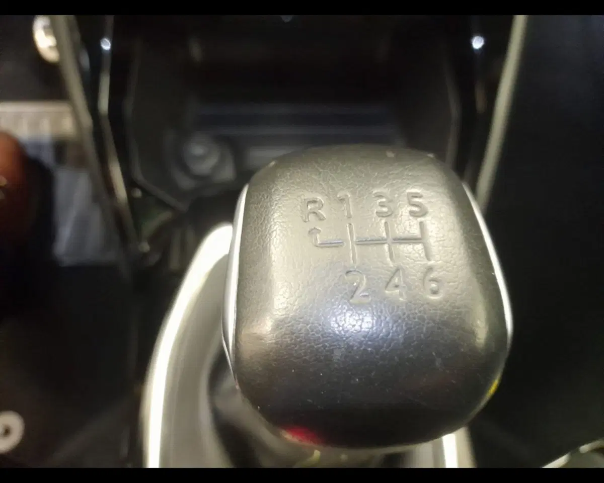 Peugeot 2008 usata a Asti (17)