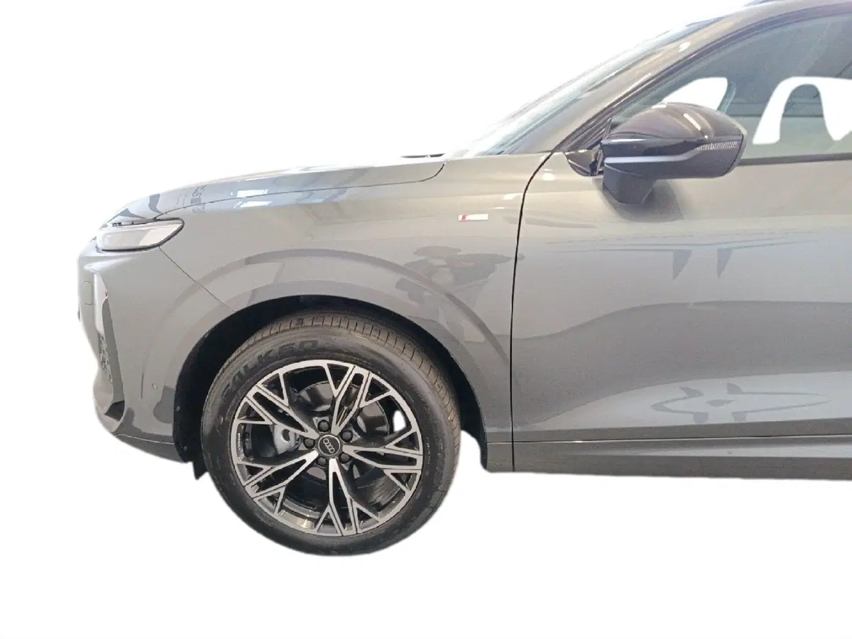 Audi Q3 Sportback usata a Varese (7)