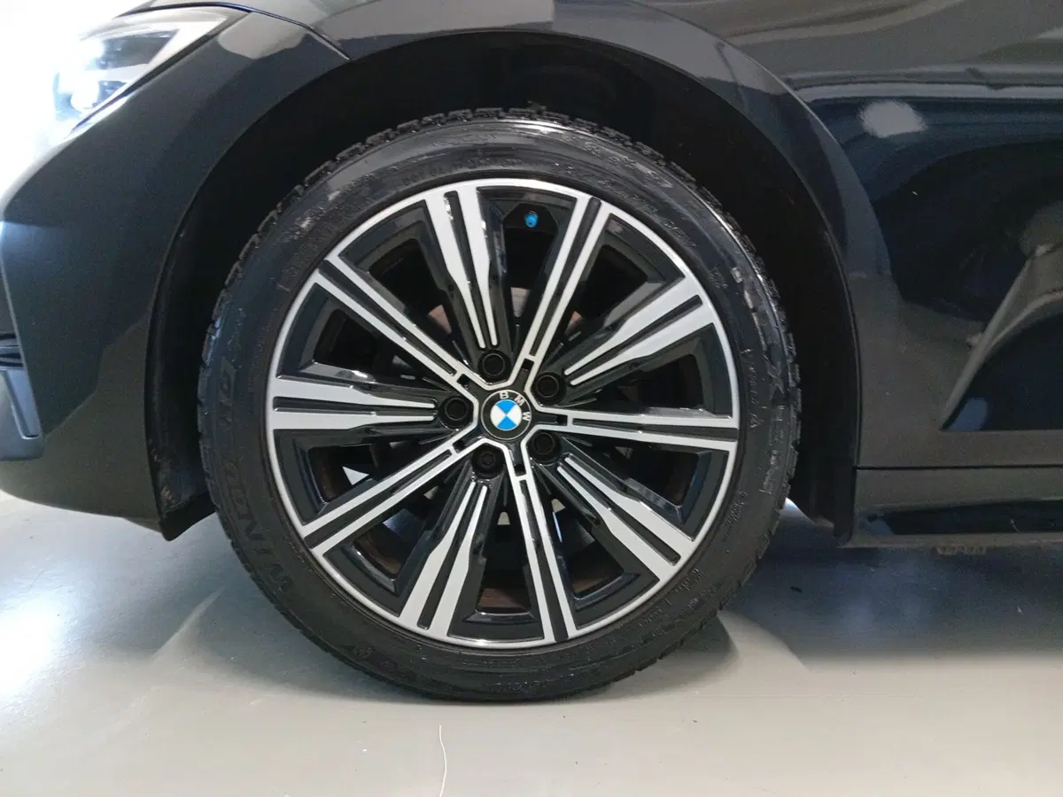 BMW Serie 3 Touring usata a Varese (8)