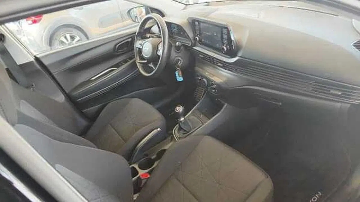 Hyundai Bayon usata a Firenze (11)