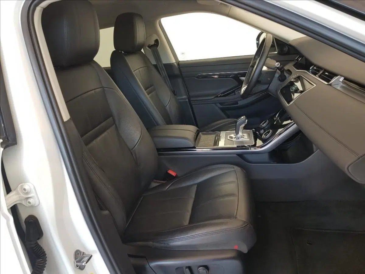 Land Rover Range Rover Evoque usata a Lucca (11)