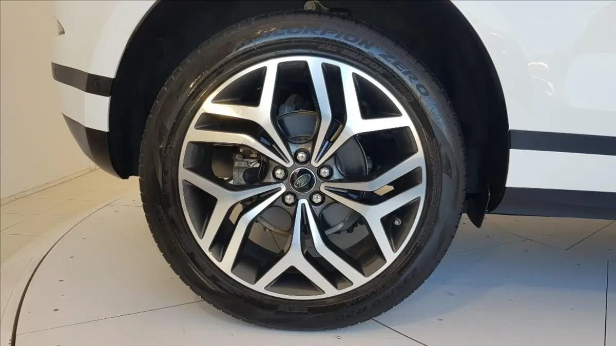 Land Rover Range Rover Evoque usata a Lucca (9)