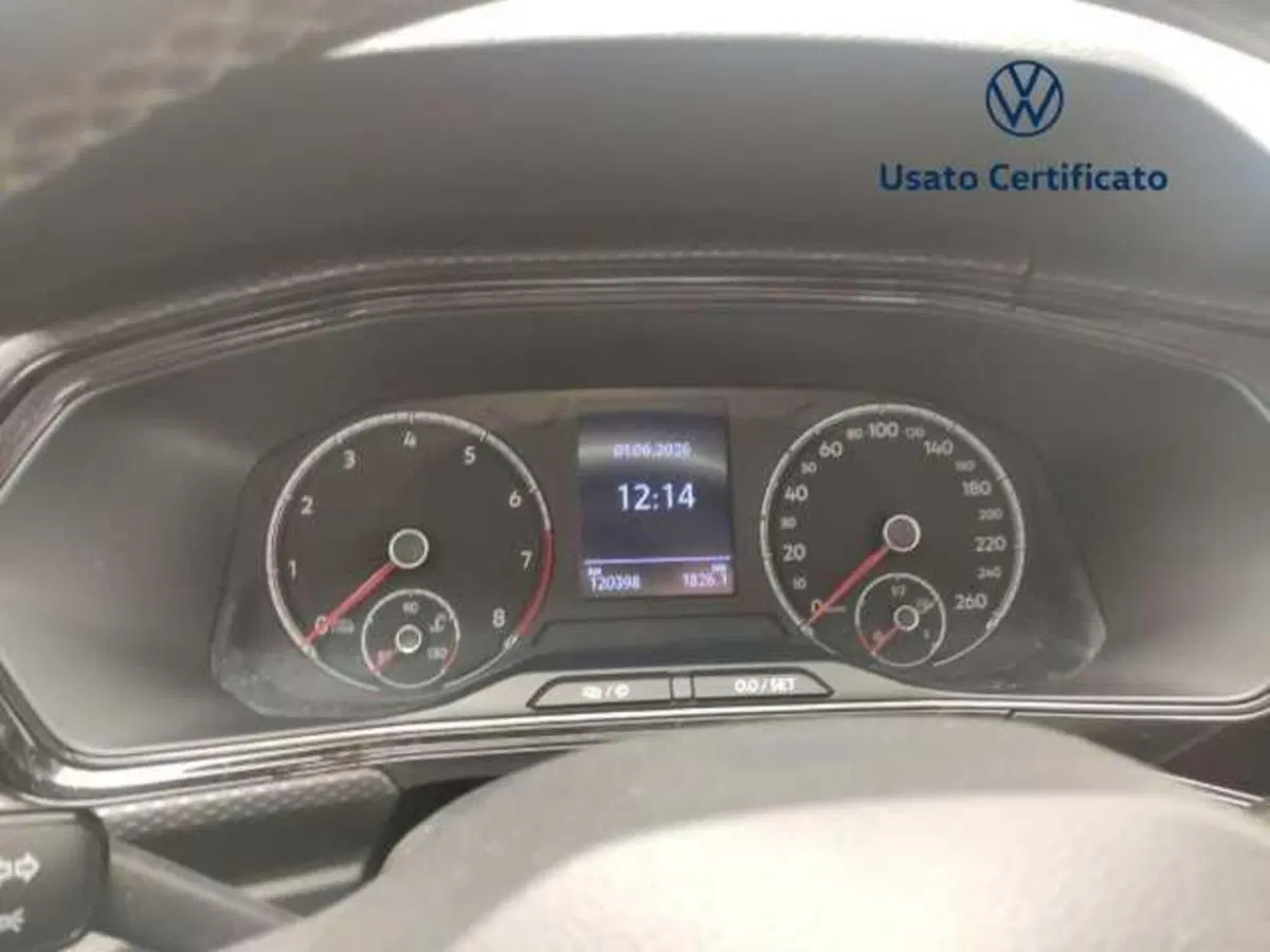 Volkswagen T-Cross usata a Avellino (18)