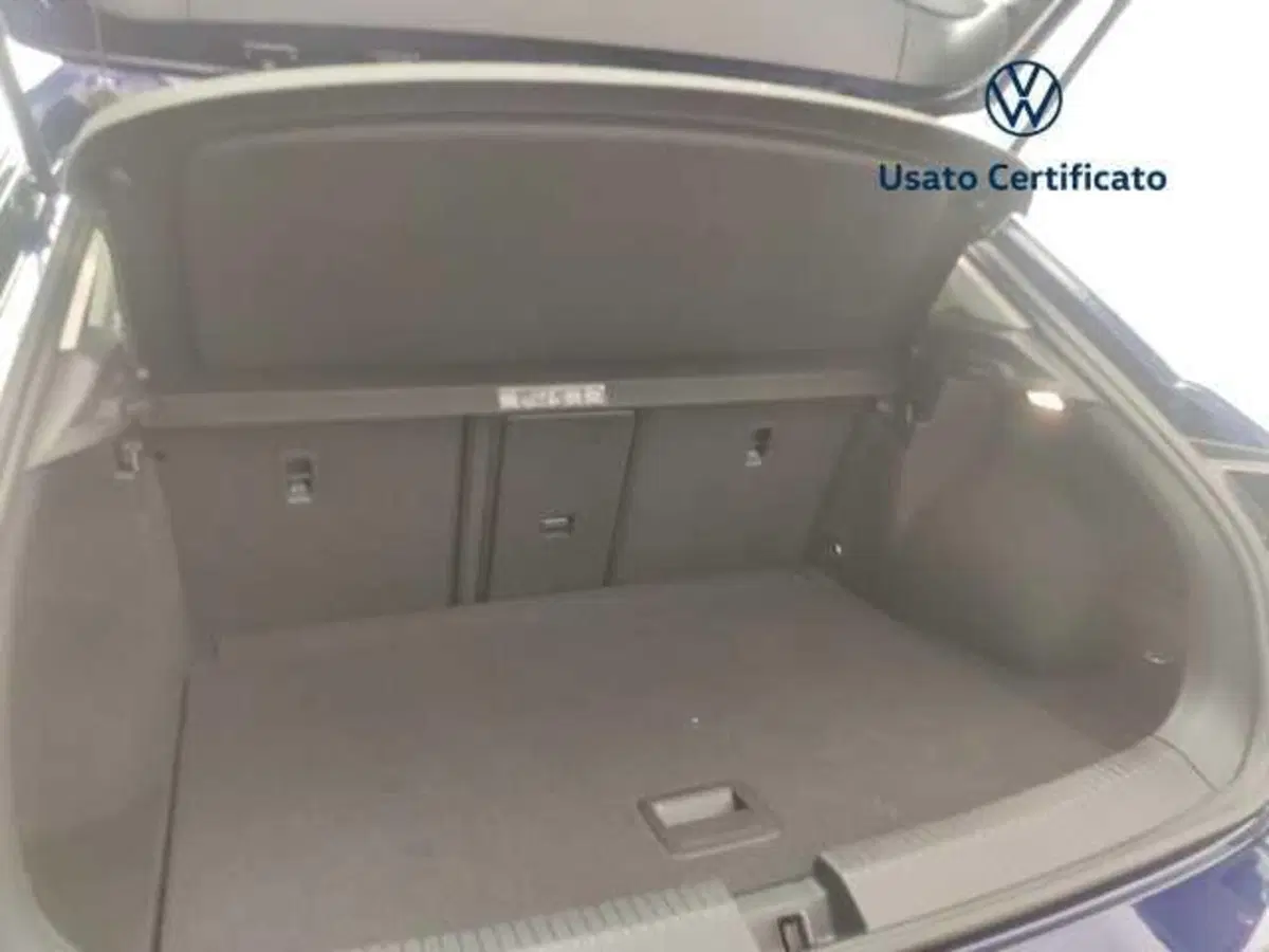 Volkswagen T-Roc usata a Avellino (11)