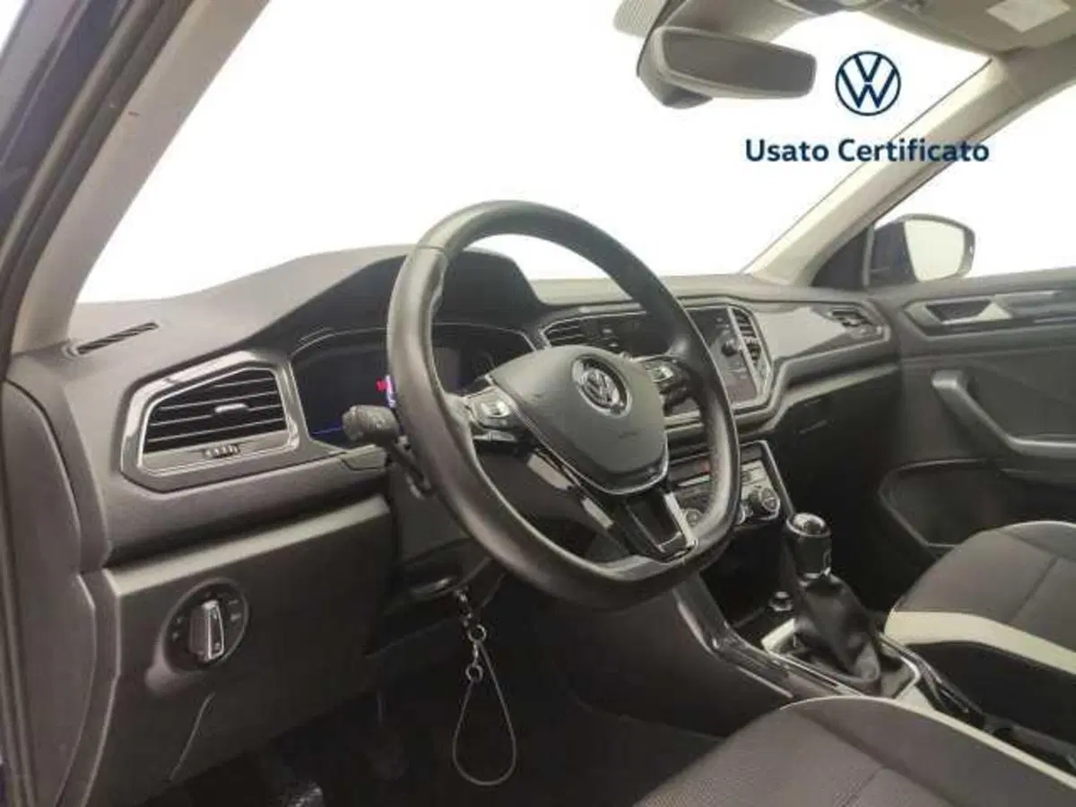 Volkswagen T-Roc usata a Avellino (14)