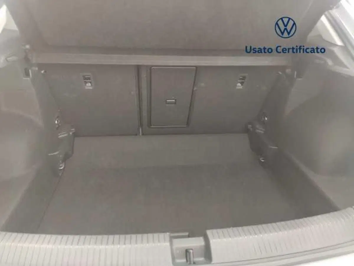 Volkswagen T-Roc usata a Avellino (10)