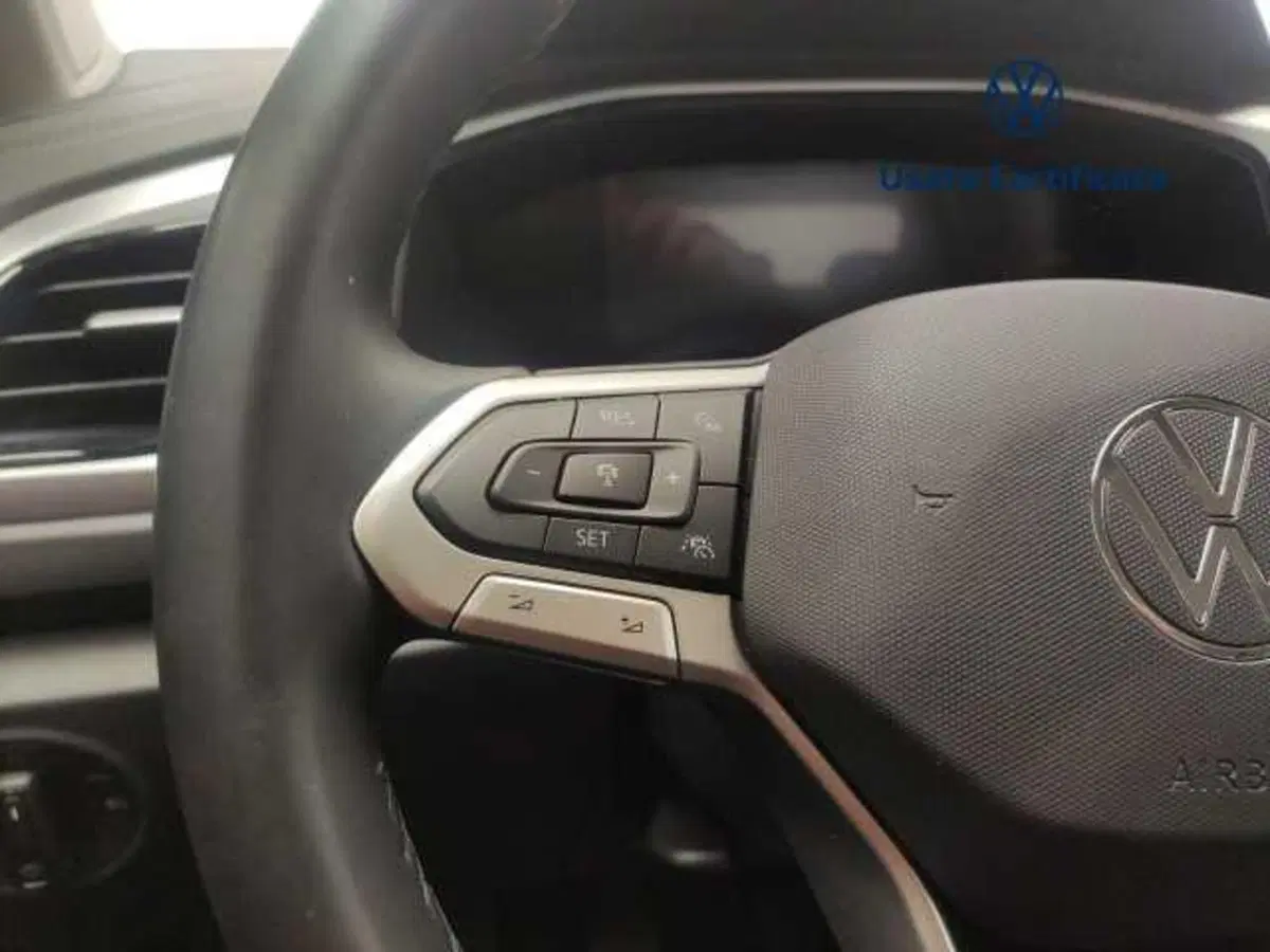 Volkswagen T-Roc usata a Avellino (18)