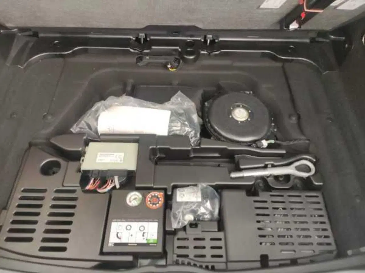 Mercedes-Benz GLA SUV usata a Avellino (17)