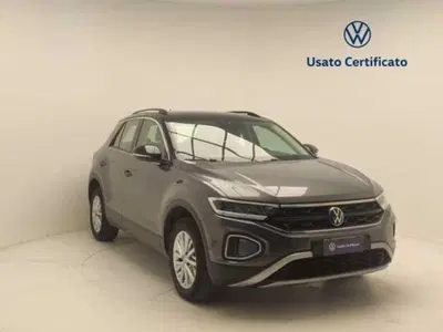 Volkswagen T-Roc 2.0 TDI SCR Advanced BlueMotion Technology del 2023 usata a Pratola Serra