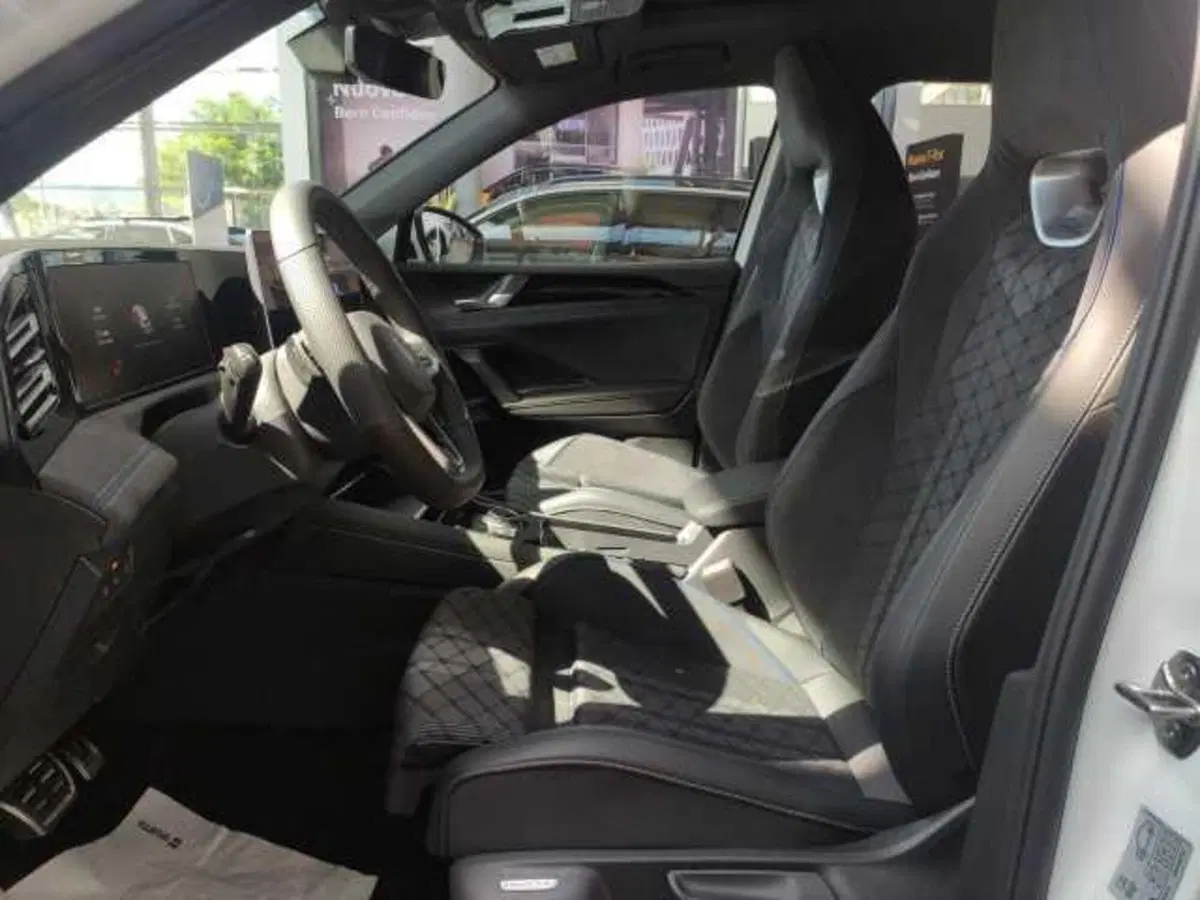Volkswagen Tiguan nuova a Avellino (15)