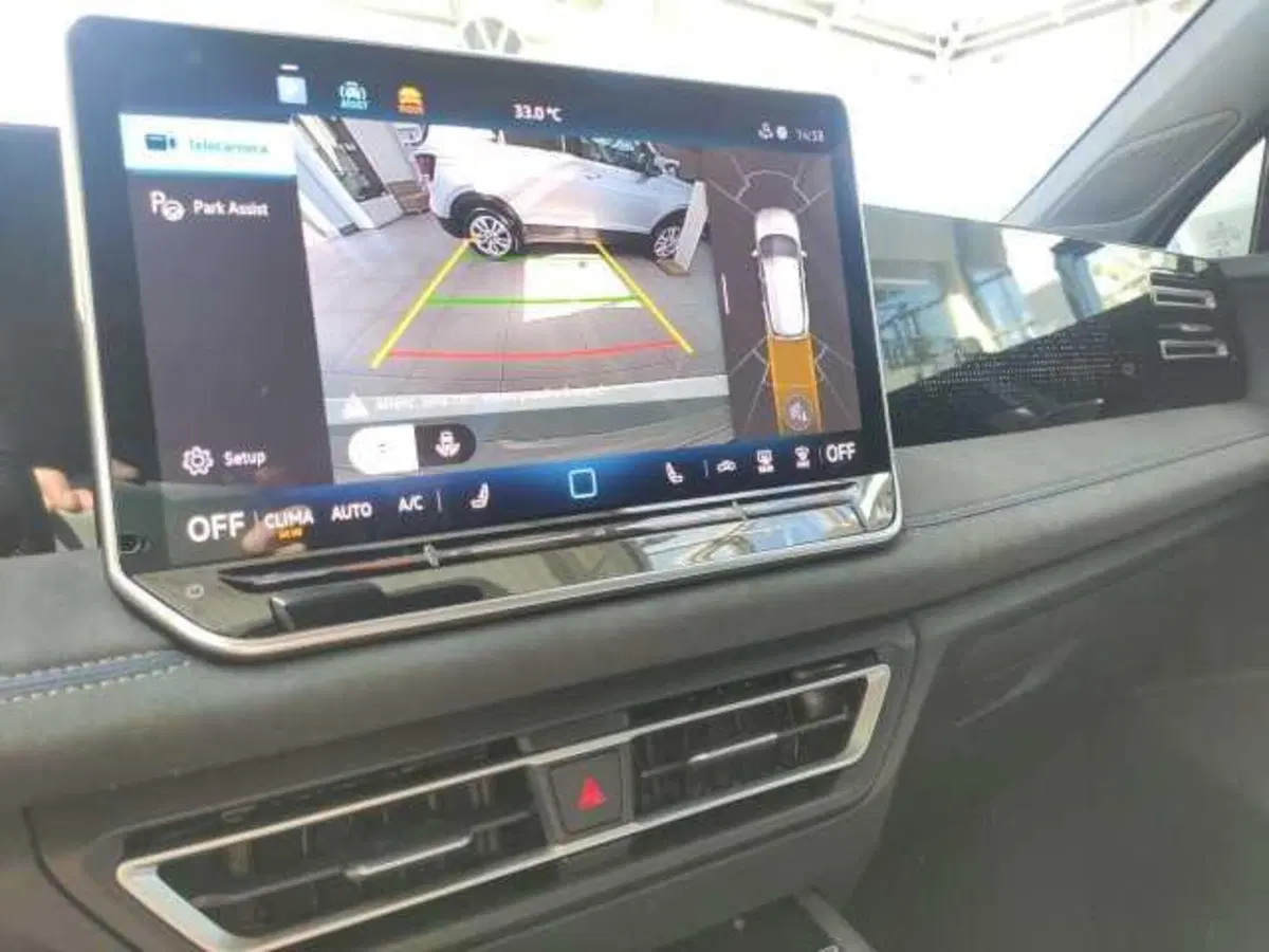 Volkswagen Tiguan nuova a Avellino (18)