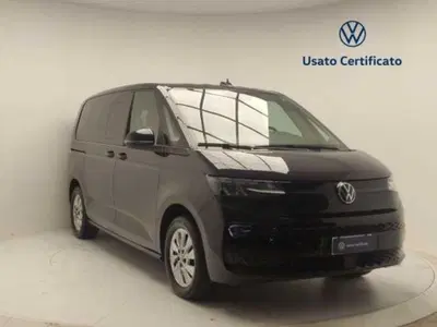Volkswagen Multivan 2.0 TDI 150CV Space del 2025 usata a Pratola Serra
