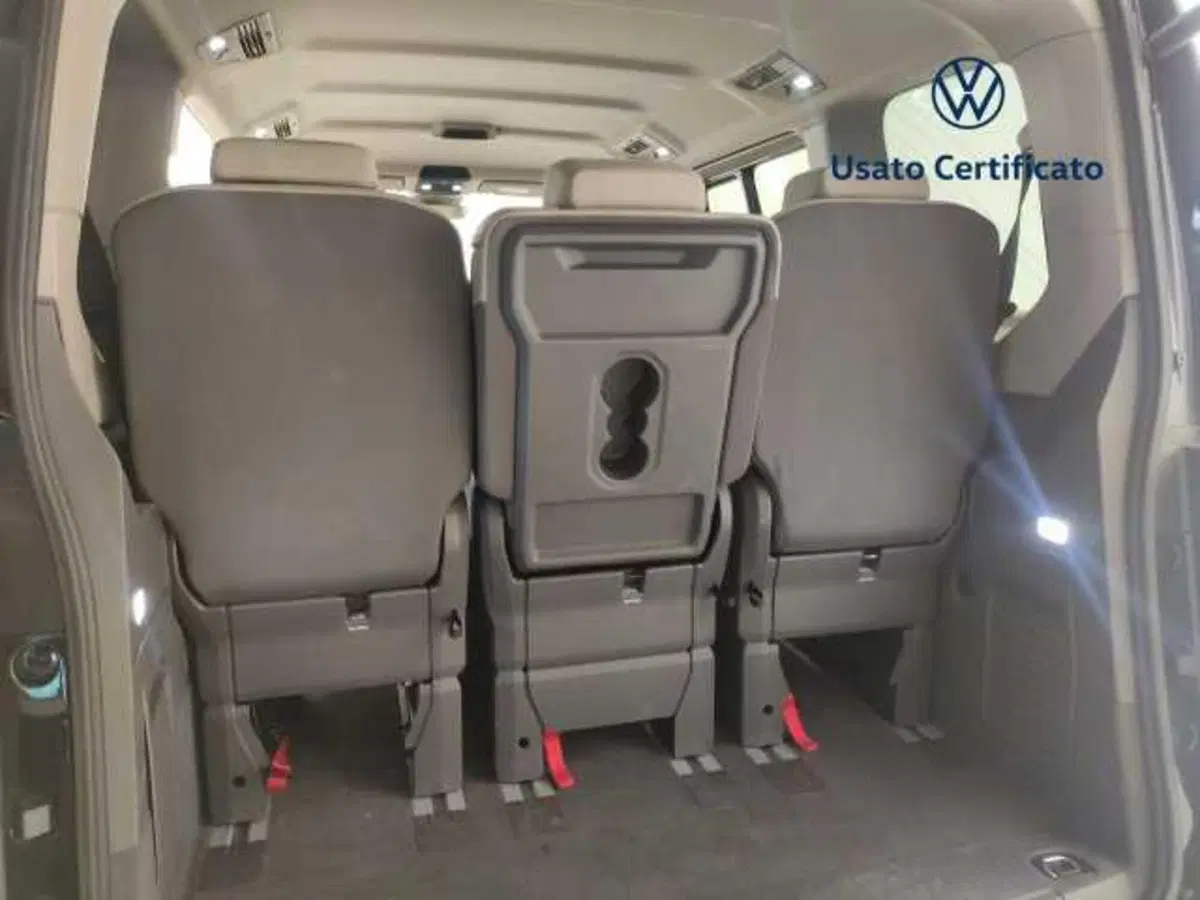 Volkswagen Multivan usata a Avellino (15)