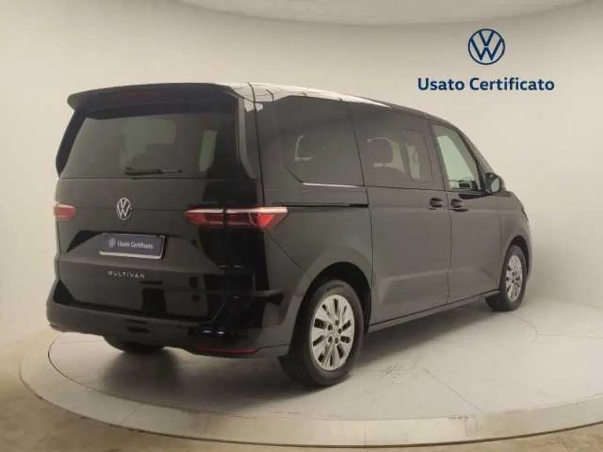 Volkswagen Multivan usata a Avellino (7)