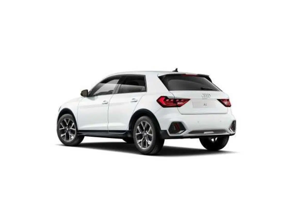 Audi A1 allstreet usata a Avellino (5)