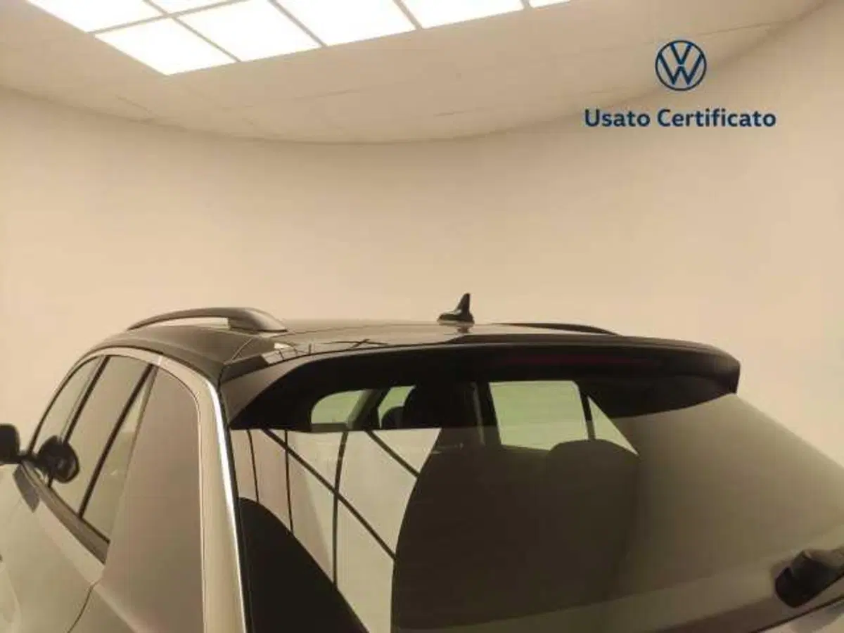 Volkswagen T-Roc usata a Avellino (11)
