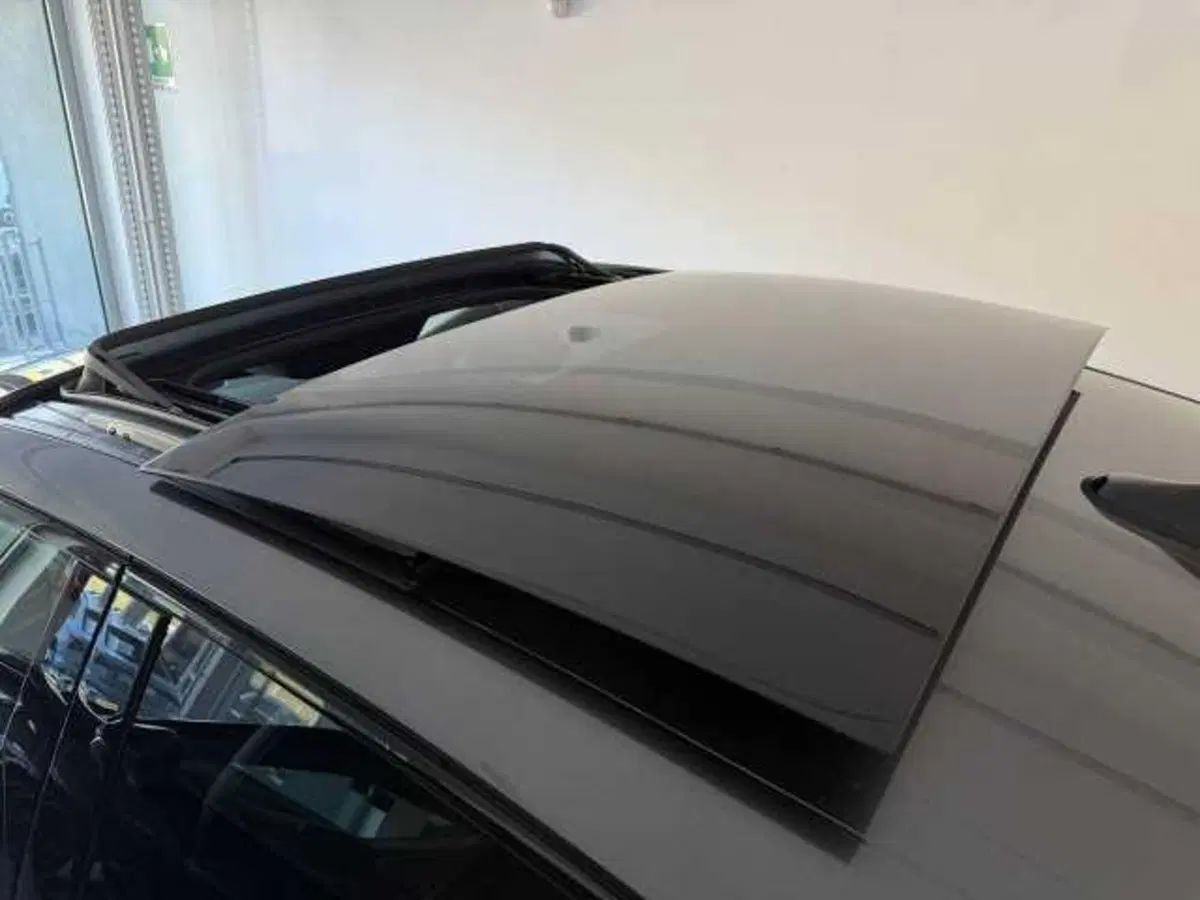 Audi Q3 Sportback nuova a Avellino (6)