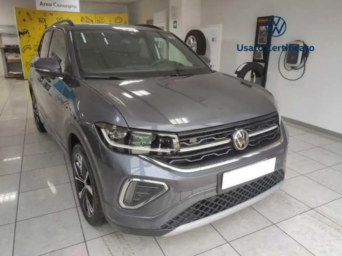 Volkswagen T-Cross nuova a Avellino