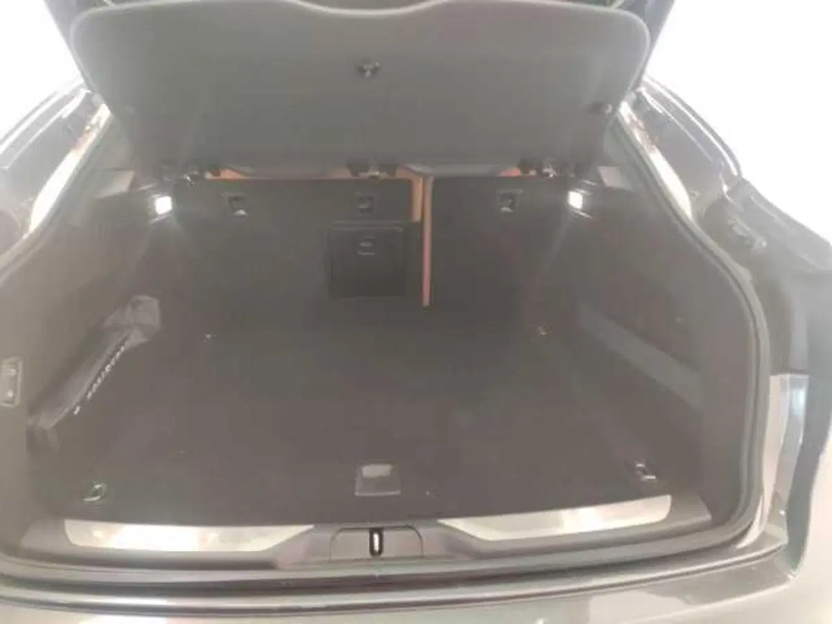 Maserati Levante usata a Avellino (12)