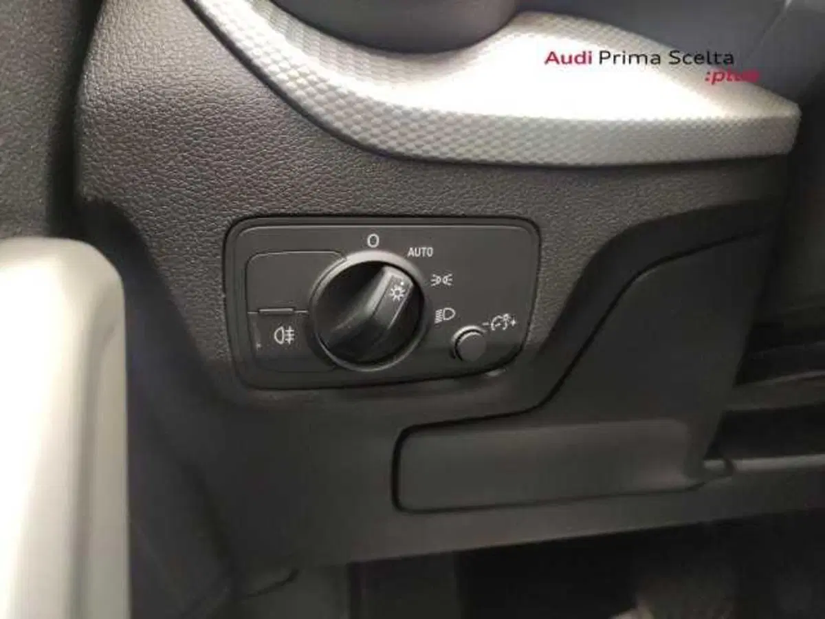 Audi Q2 usata a Avellino (15)