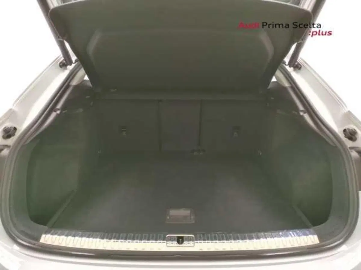 Audi Q3 Sportback usata a Avellino (8)