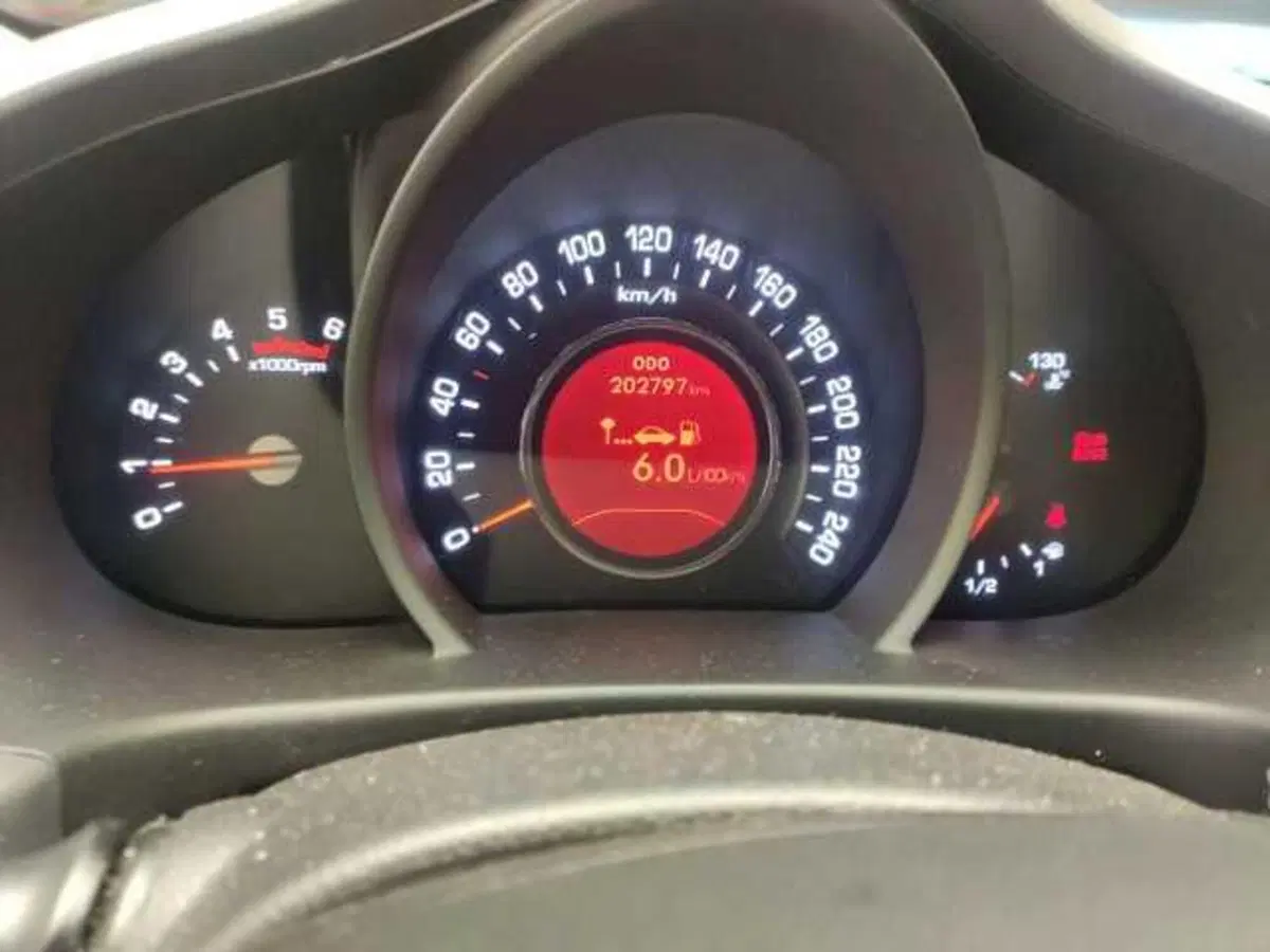 Kia Sportage usata a Avellino (19)