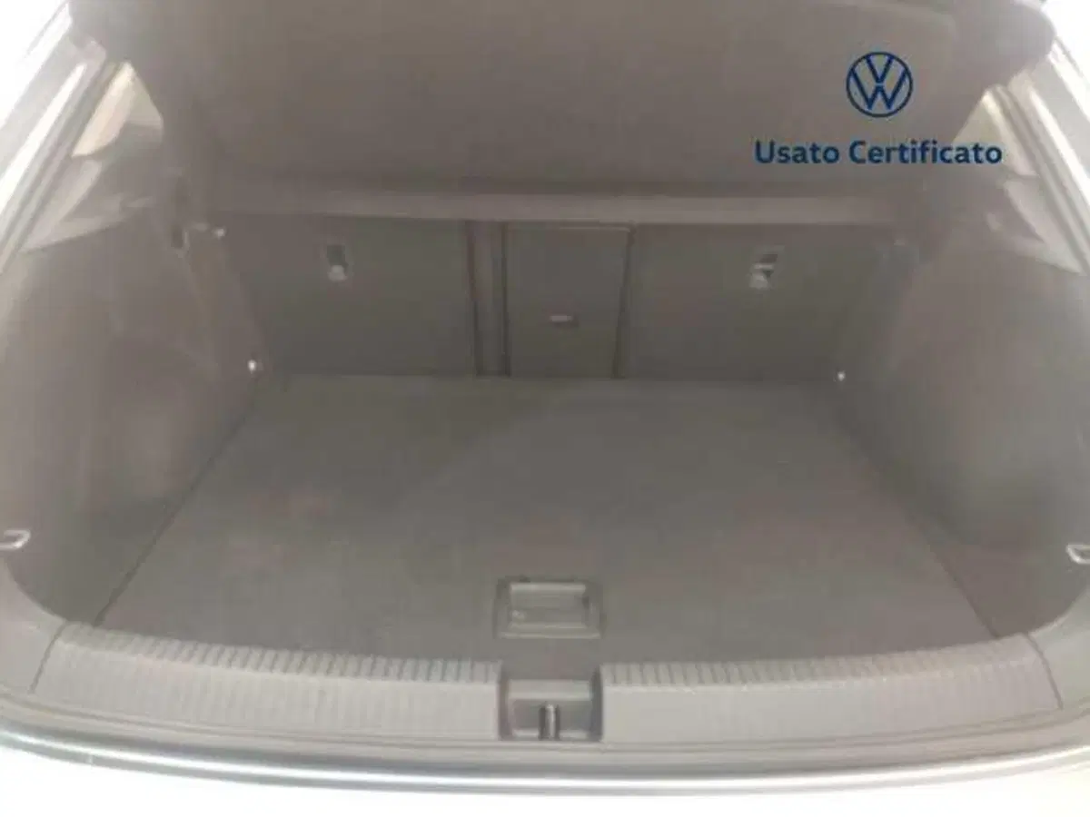 Volkswagen T-Roc usata a Avellino (13)