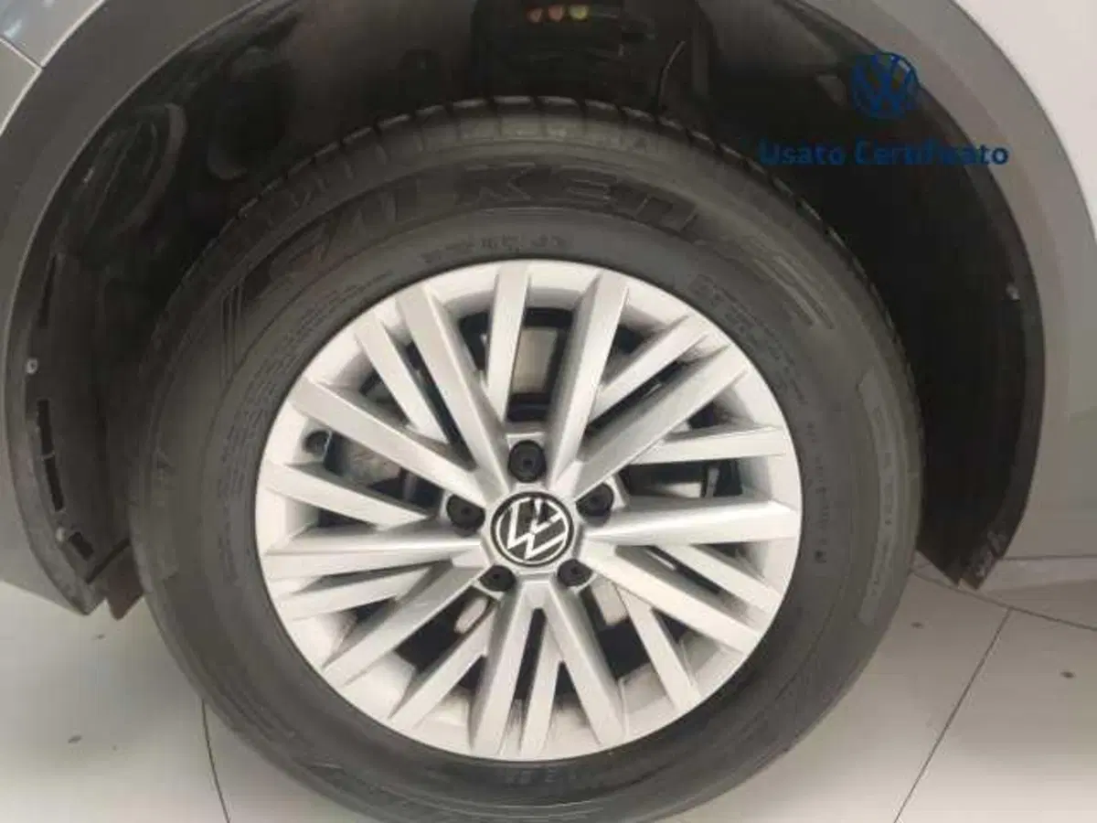 Volkswagen T-Roc usata a Avellino (9)