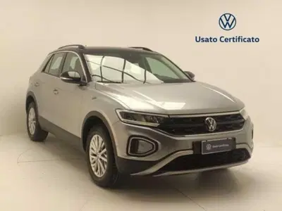 Volkswagen T-Roc 2.0 TDI SCR 150 CV DSG Style BlueMotion Technology del 2024 usata a Pratola Serra