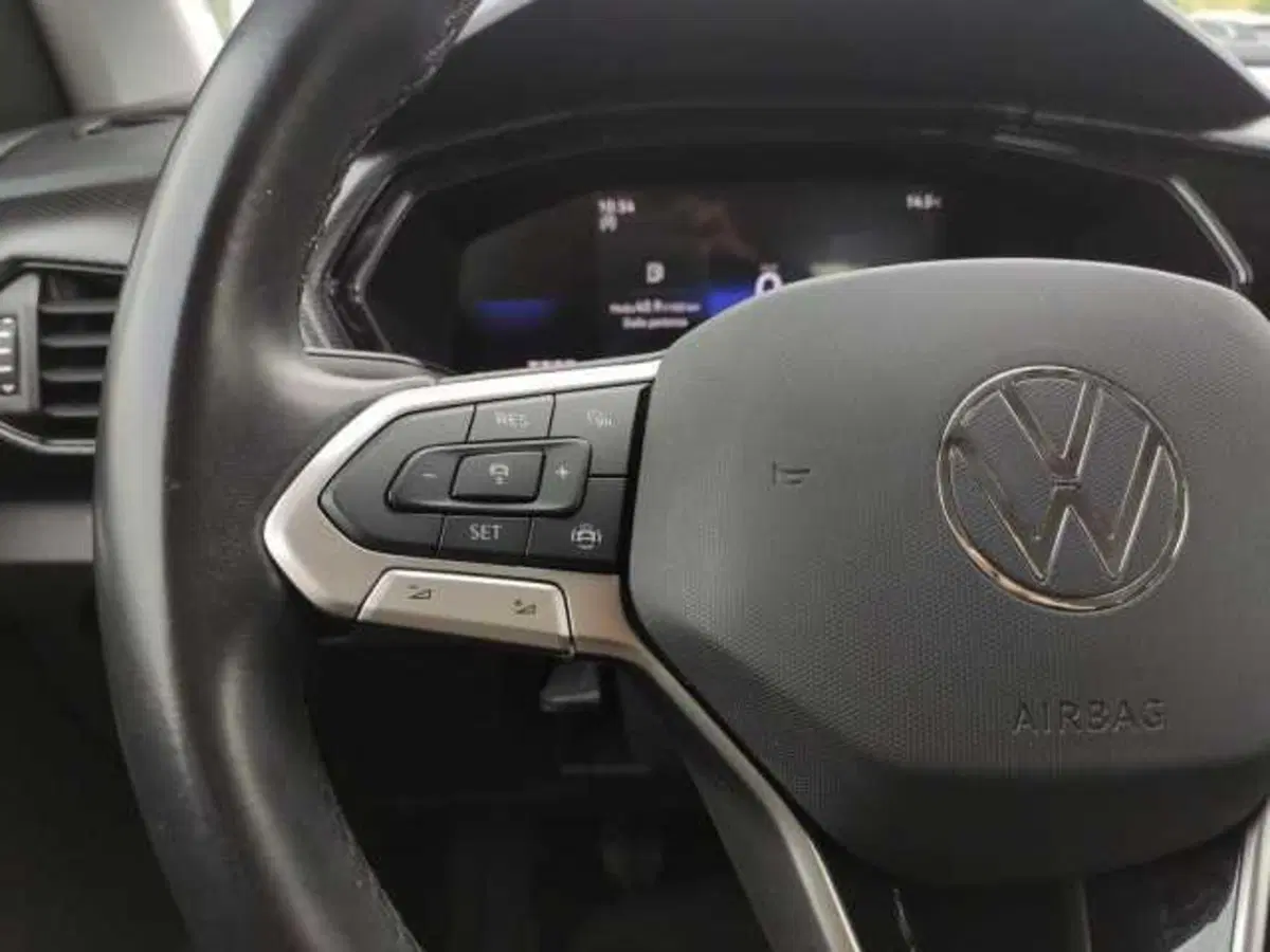 Volkswagen T-Cross usata a Avellino (10)