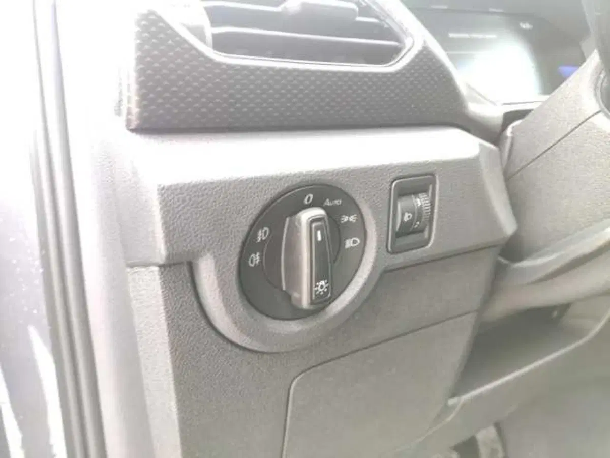 Volkswagen T-Cross usata a Avellino (8)