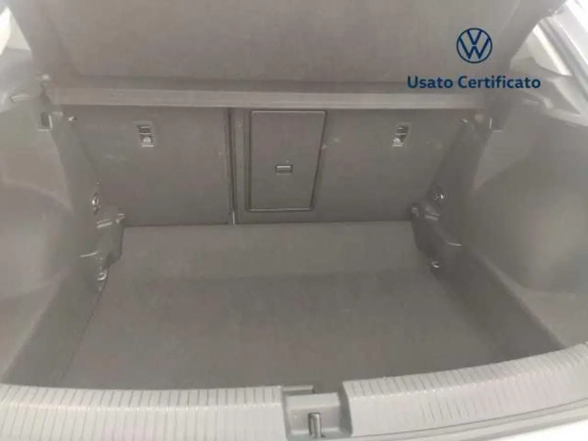 Volkswagen T-Roc usata a Avellino (10)