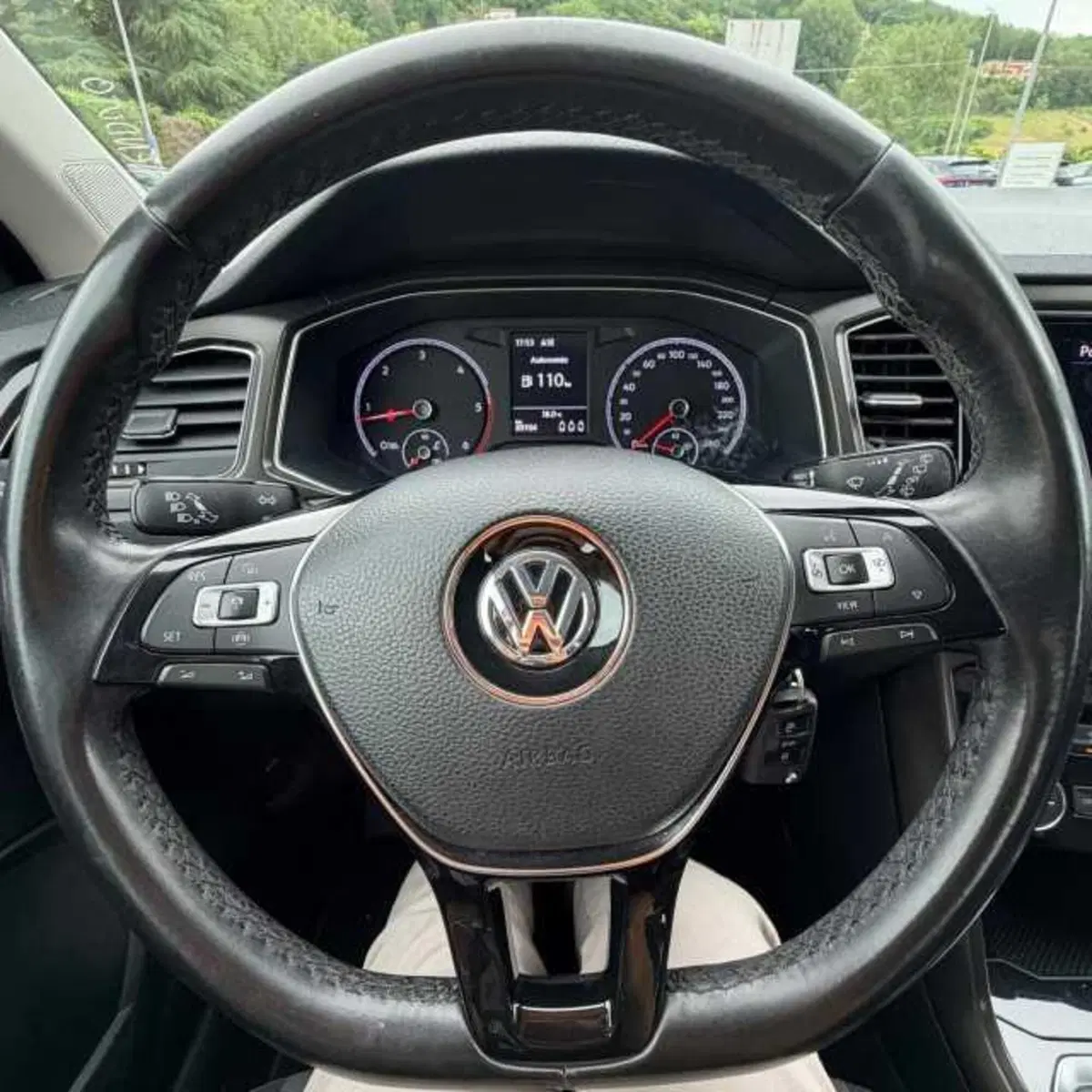 Volkswagen T-Roc usata a Avellino (17)